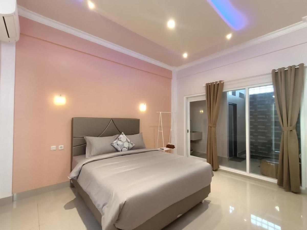 Bis Homestay Sumbawa Exterior photo