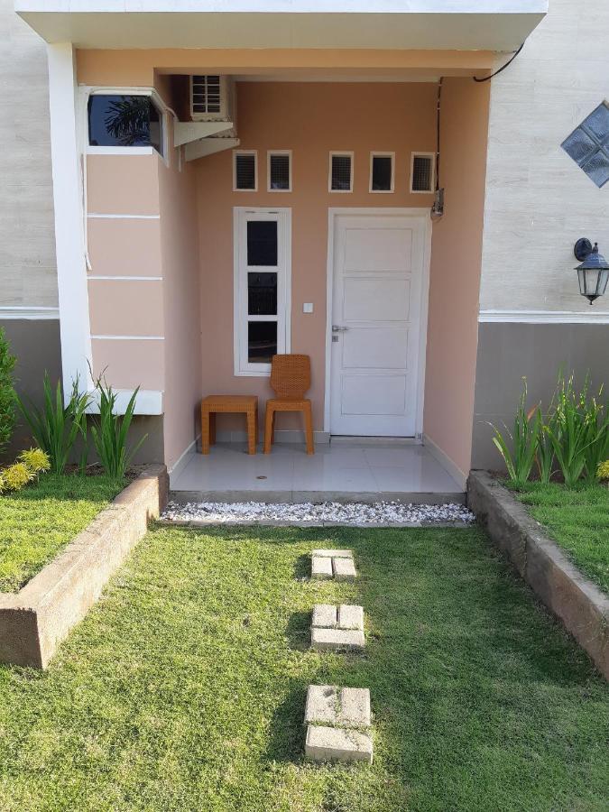 Bis Homestay Sumbawa Exterior photo